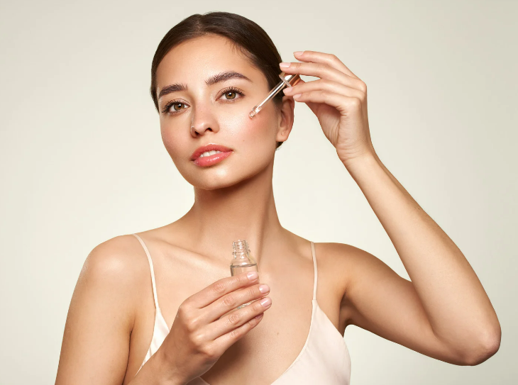 glow-like-never-before-with-the-best-vitamin-c-serum-by-dermatouch-dermatouch