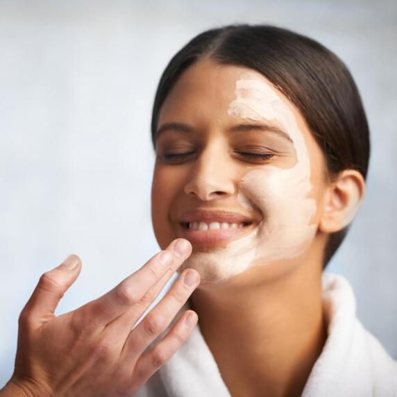 நிறமி-கிரீம்கள்-உங்கள்-தோல்-வகைக்கு-எது-சரியானது-dermatouch