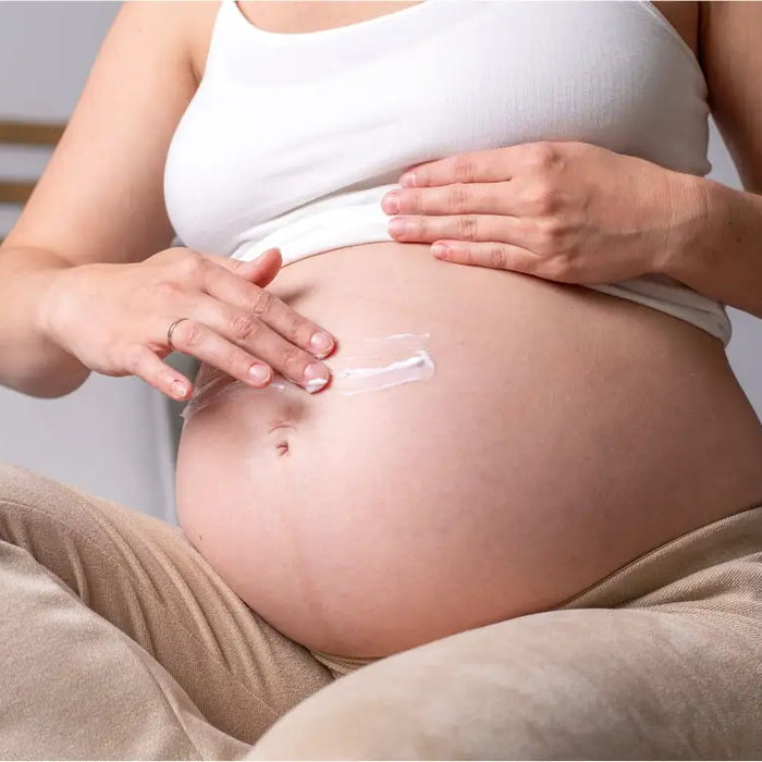 you-need-to-know-about-pregnancy-stretch-marks-dermatouch