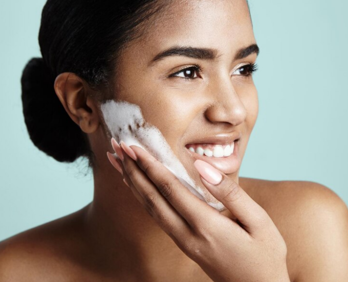 Why Salicylic Acid Face Wash is the Best for Your Skin Needs?