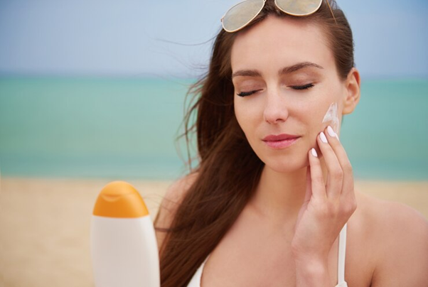 Summer Sizzle Saver: Your Ultimate Sunscreen Defense for Face!