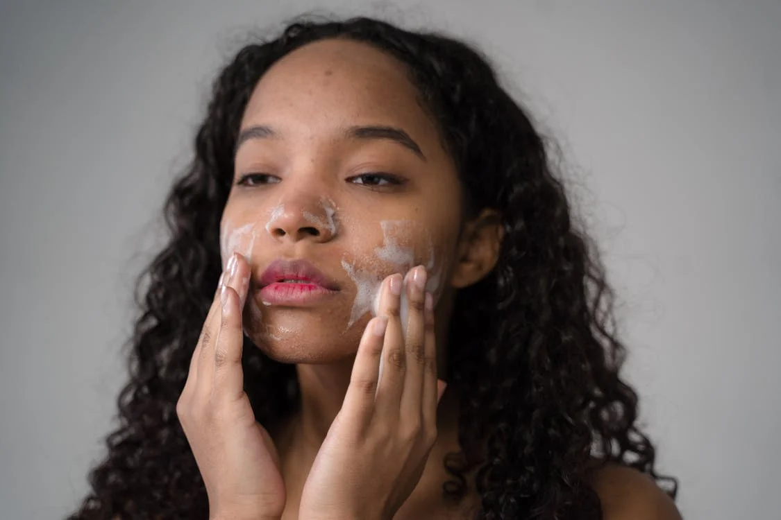 Seeking the Perfect Face Wash for Sensitive Skin? Here's Our Top Choice!